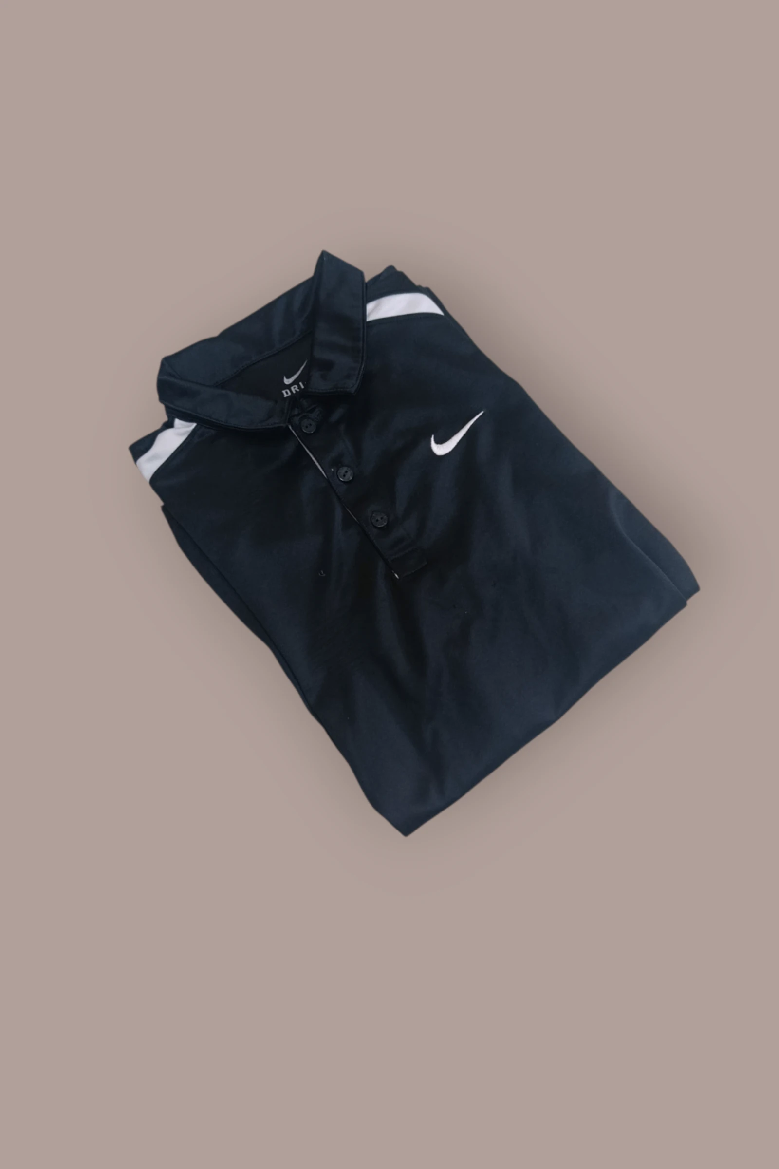 | Polo Nike Dri-Fit Homem | Cor Preto | Manga Curta | Logo Bordado | Tamanho M | – photo 2